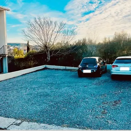 T1 Bis Renove Au Centre D'auch Lägenhet *